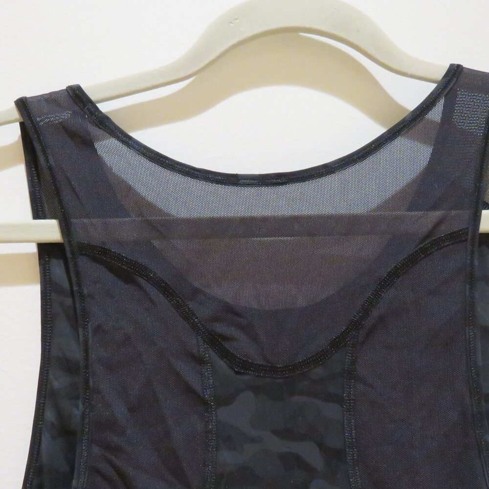 LULULEMON Sculpt Tank II Top in Sequoia Camo Print Deep Coal Black Workout Gym - Picture 11 of 13